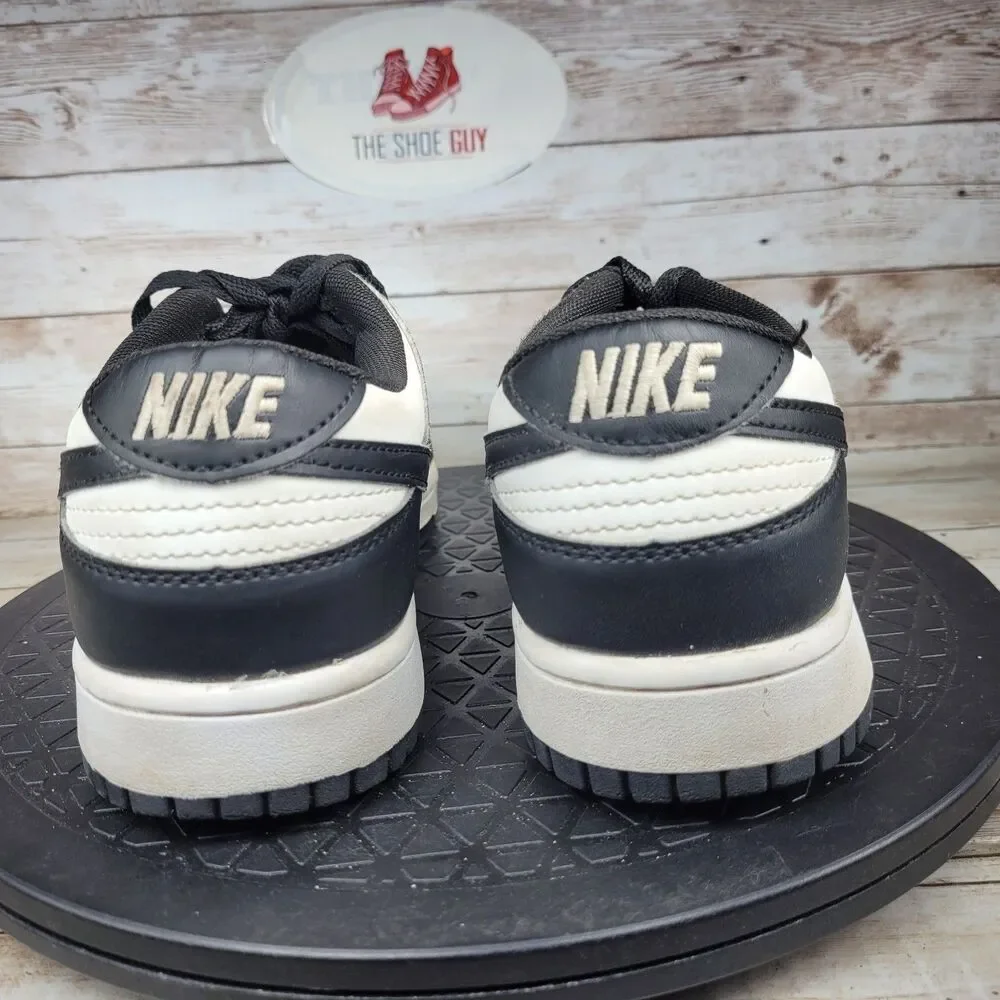 Nike Dunk Low Men's Size 7 Black White Athletic Skateboarding Shoes